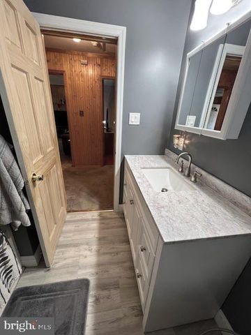 228 FENIMORE DR, Williamstown, NJ 08094