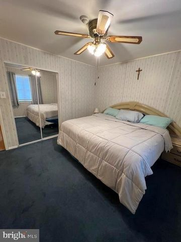 228 FENIMORE DR, Williamstown, NJ 08094