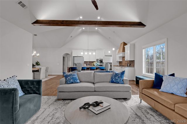 1436 E 37th Place, Tulsa, OK 74145