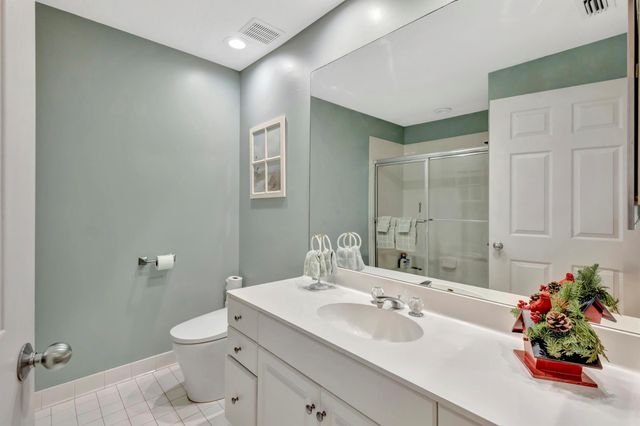 411 NE Plantation Road 522, Stuart, FL 34996