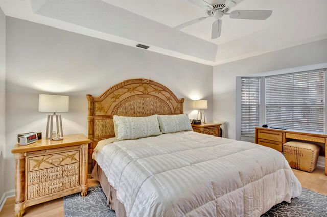 411 NE Plantation Road 522, Stuart, FL 34996