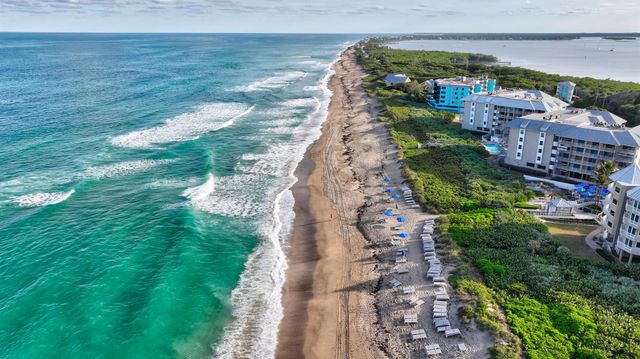 411 NE Plantation Road 522, Stuart, FL 34996