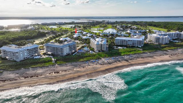 411 NE Plantation Road 522, Stuart, FL 34996