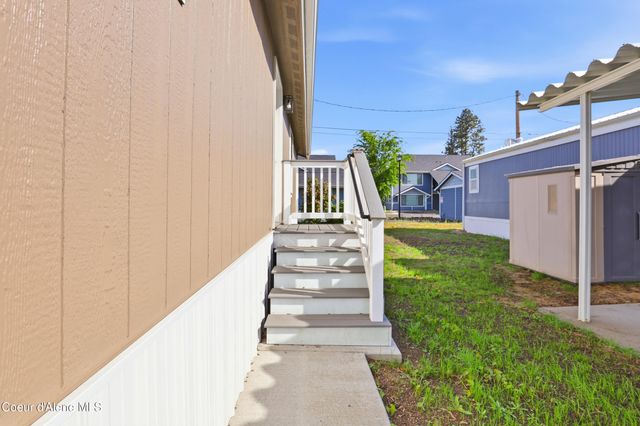 670 W Myriah Loop, Coeur D'alene, ID 83815