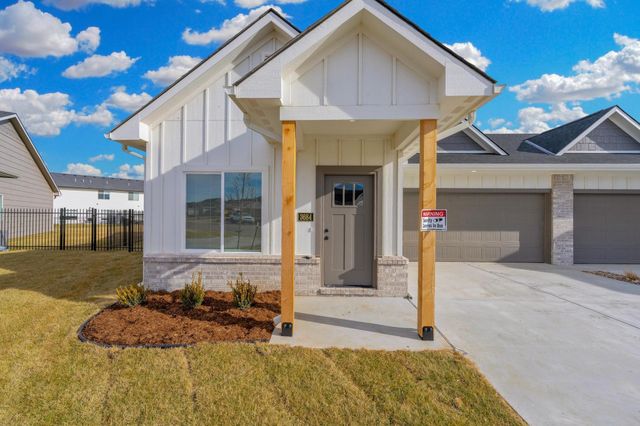 12221 W Northstar St, Maize, KS 67223