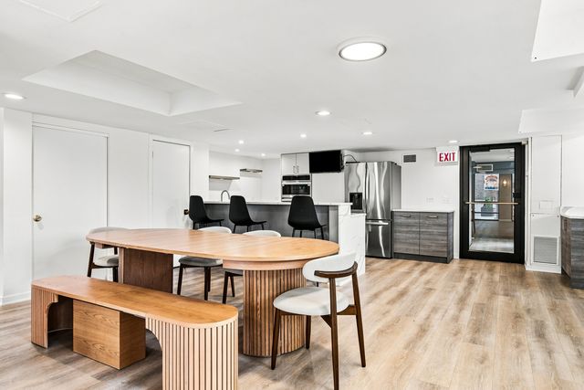 1660 N LA SALLE Drive 2809, Chicago, IL 60614