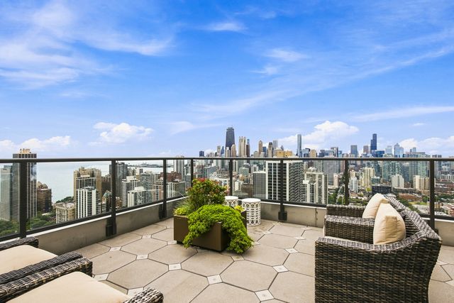 1660 N LA SALLE Drive 2809, Chicago, IL 60614