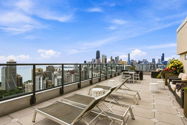 1660 N LA SALLE Drive 2809, Chicago, IL 60614