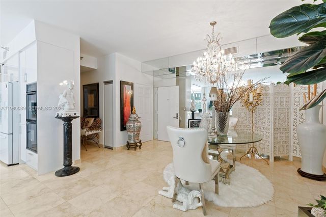 3530 Mystic Pointe Dr 114, Aventura, FL 33180