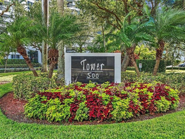 3530 Mystic Pointe Dr 114, Aventura, FL 33180