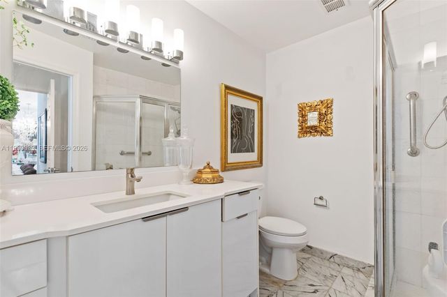 3530 Mystic Pointe Dr 114, Aventura, FL 33180