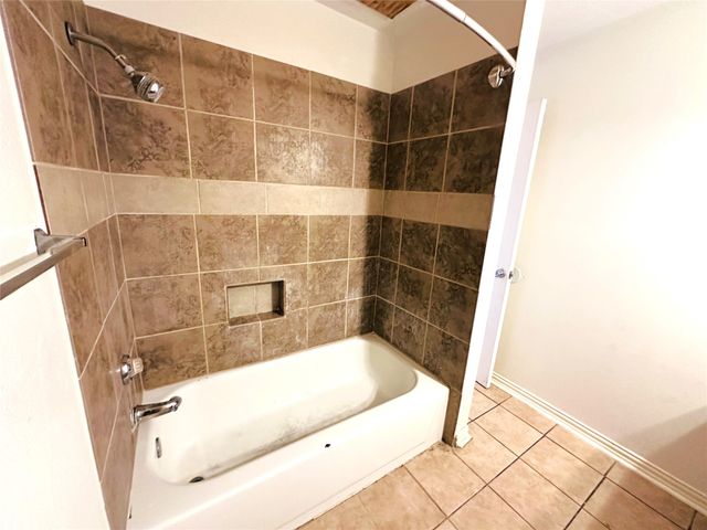 611 Oriole Boulevard 1301, Duncanville, TX 75116