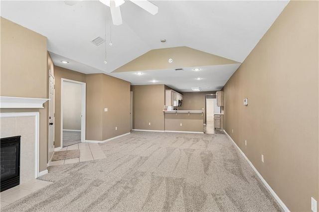 931 NE Devon Drive, Lee's Summit, MO 64064