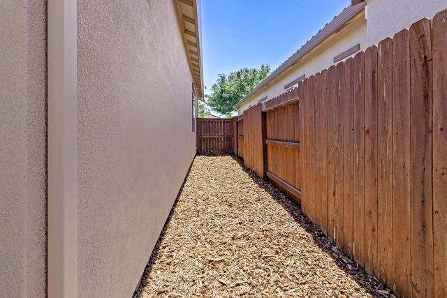 2081 Appersett Loop, Roseville, CA 95747