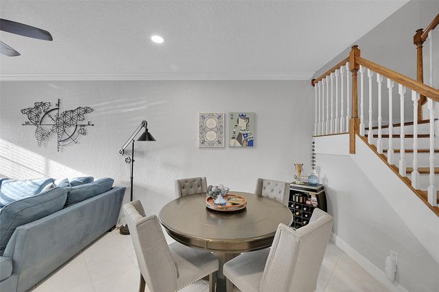 81 Legacy Ct, Delray Beach, FL 33445