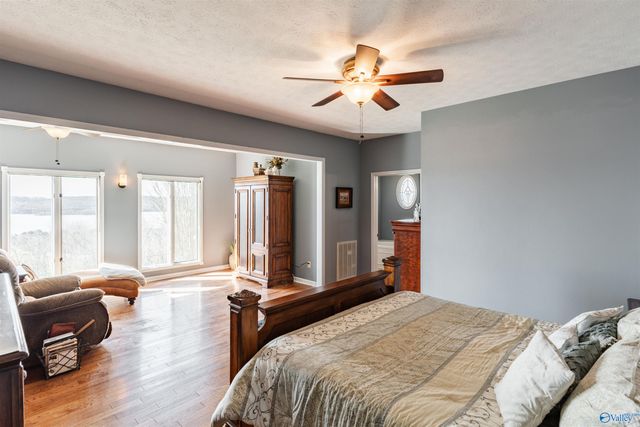 510 Eagle Point Road, Langston, AL 35755