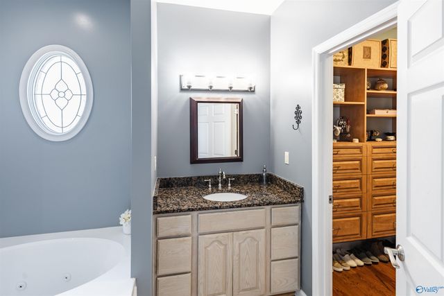 510 Eagle Point Road, Langston, AL 35755