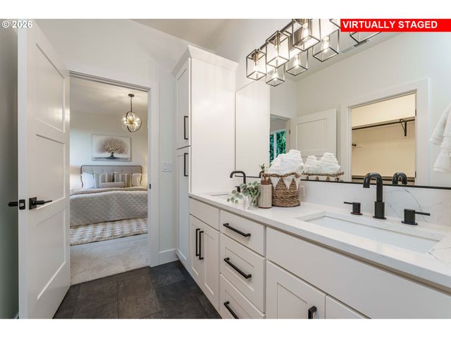 19362 JUNIPER Ct, Oregon City, OR 97045