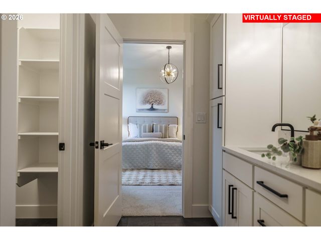 19362 JUNIPER Ct, Oregon City, OR 97045