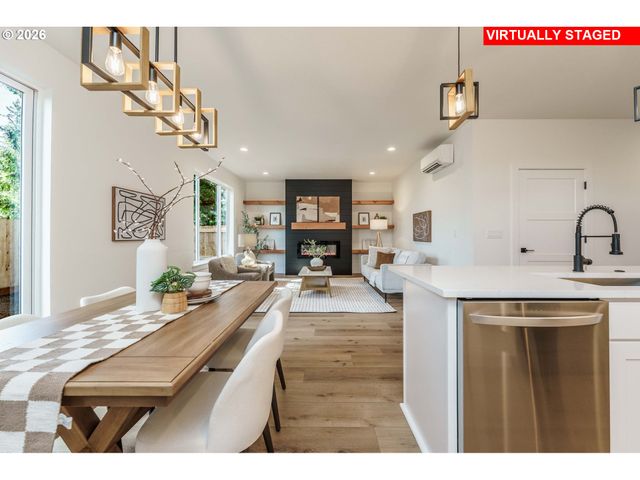 19362 JUNIPER Ct, Oregon City, OR 97045