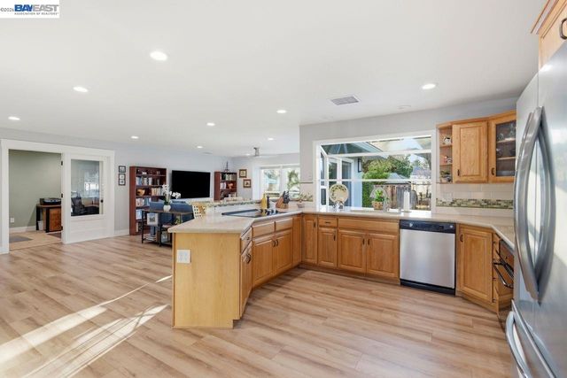 2124 Orion Ct, Livermore, CA 94550