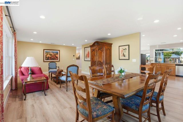 2124 Orion Ct, Livermore, CA 94550