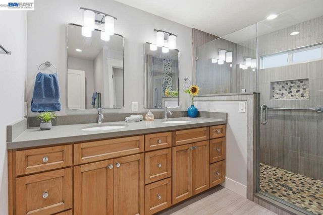 2124 Orion Ct, Livermore, CA 94550