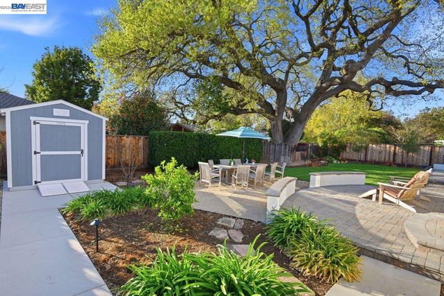 2124 Orion Ct, Livermore, CA 94550