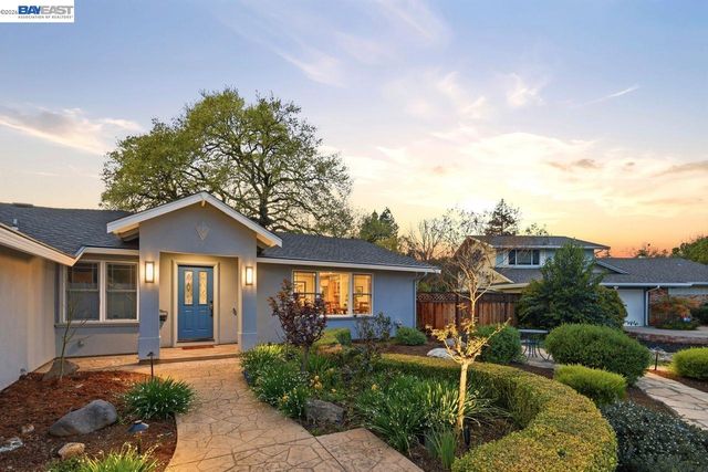 2124 Orion Ct, Livermore, CA 94550