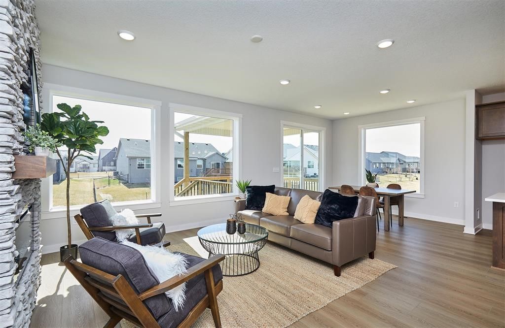 90 NW Ashley Court, Waukee, IA 50263