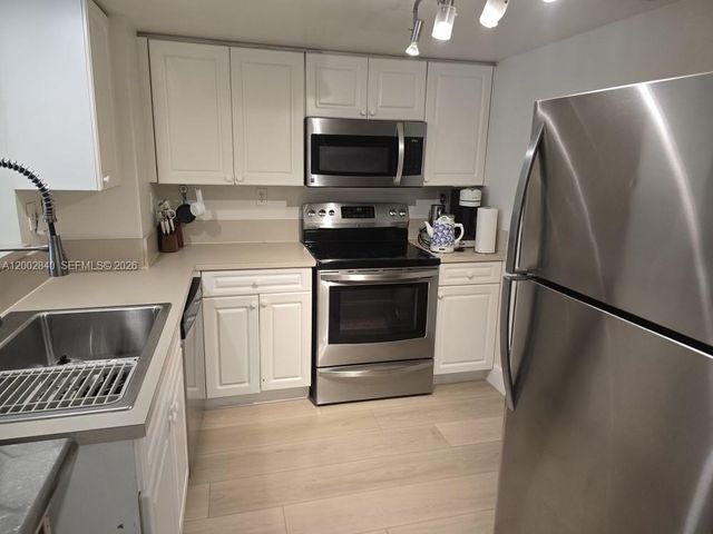 520 SE 5th Ave 1213, Fort Lauderdale, FL 33301