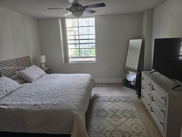 520 SE 5th Ave 1213, Fort Lauderdale, FL 33301