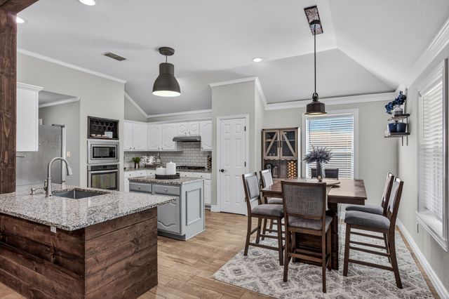 2217 Geneva Circle, Denton, TX 76210