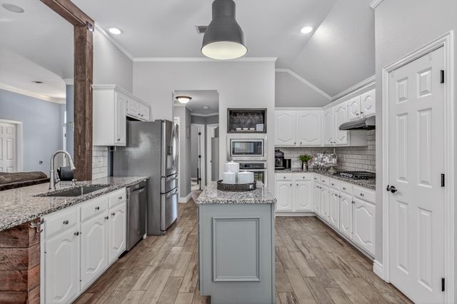 2217 Geneva Circle, Denton, TX 76210