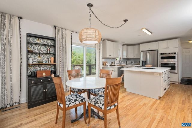 164 SUNNYSIDE LN, Afton, VA 22920