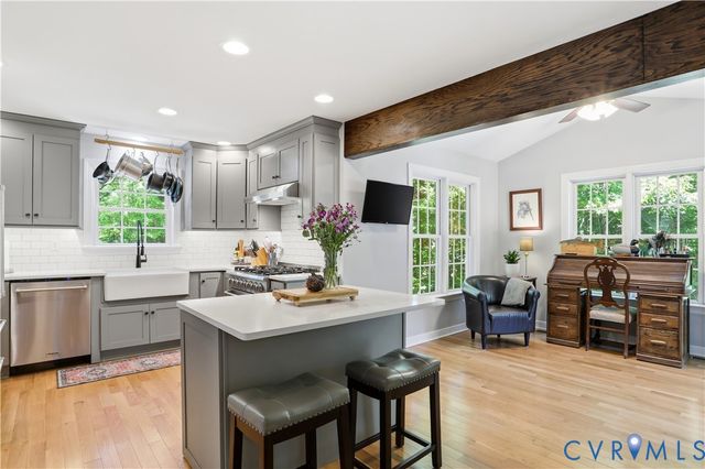 1570 Rock Castle Rd, Goochland, VA 23063