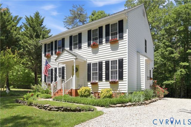 1570 Rock Castle Rd, Goochland, VA 23063