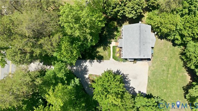 1570 Rock Castle Rd, Goochland, VA 23063