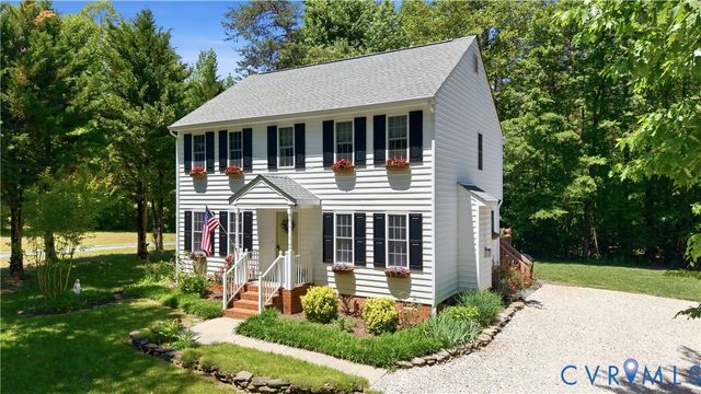 1570 Rock Castle Rd, Goochland, VA 23063