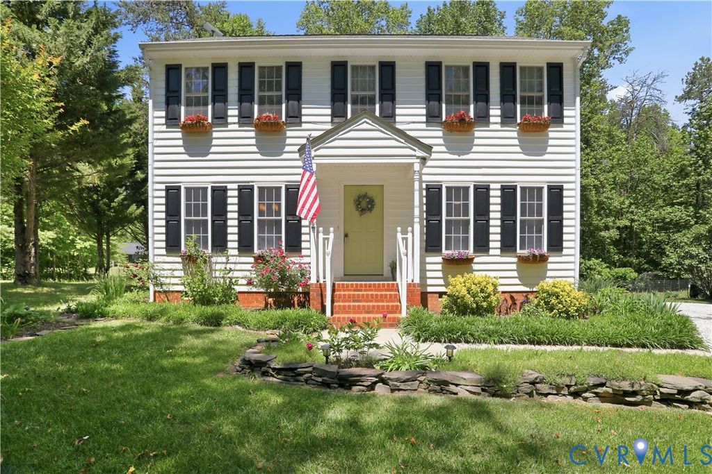 1570 Rock Castle Rd, Goochland, VA 23063