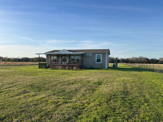8080 State Highway 56 Highway, Savoy, TX 75479