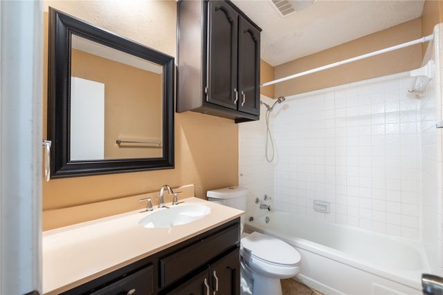 604 Windgate Court, Arlington, TX 76012