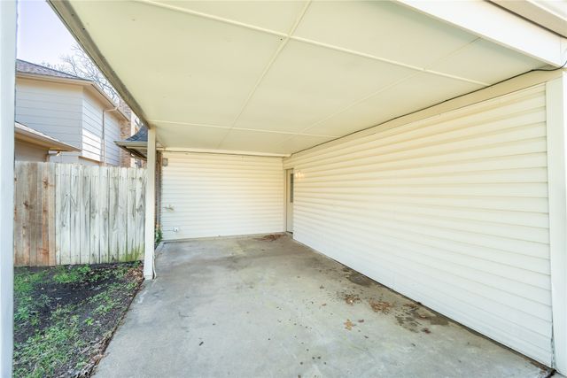 604 Windgate Court, Arlington, TX 76012