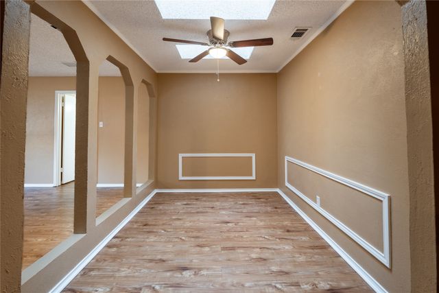 604 Windgate Court, Arlington, TX 76012