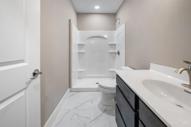 6713 Daniels Walk, Cincinnati, OH 45233