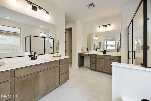 19129 W MISSOURI Avenue, Litchfield Park, AZ 85340