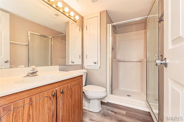 650 S Old Highway 141 F, Fenton, MO 63026
