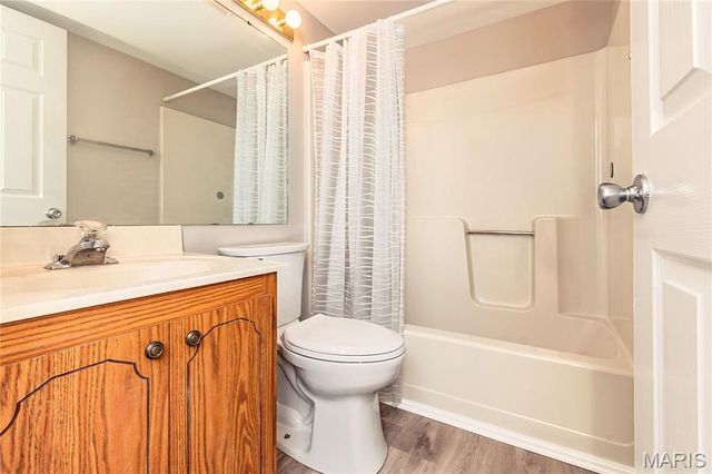 650 S Old Highway 141 F, Fenton, MO 63026