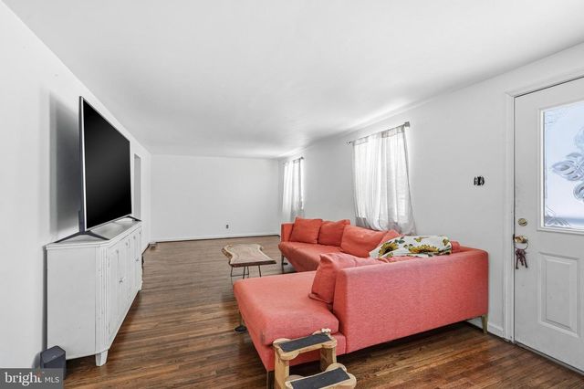 5545 CEDAR AVE, Pennsauken, NJ 08109