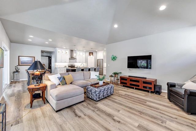 3347 LARGO RIDGE DRIVE, Green Bay, WI 54311